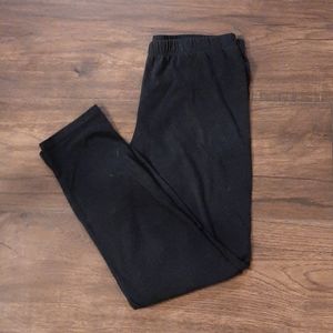 3/4 Black leggings